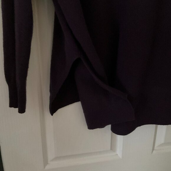Royal purple Autumn Cashmere oversize sweater - Picture 3 of 5